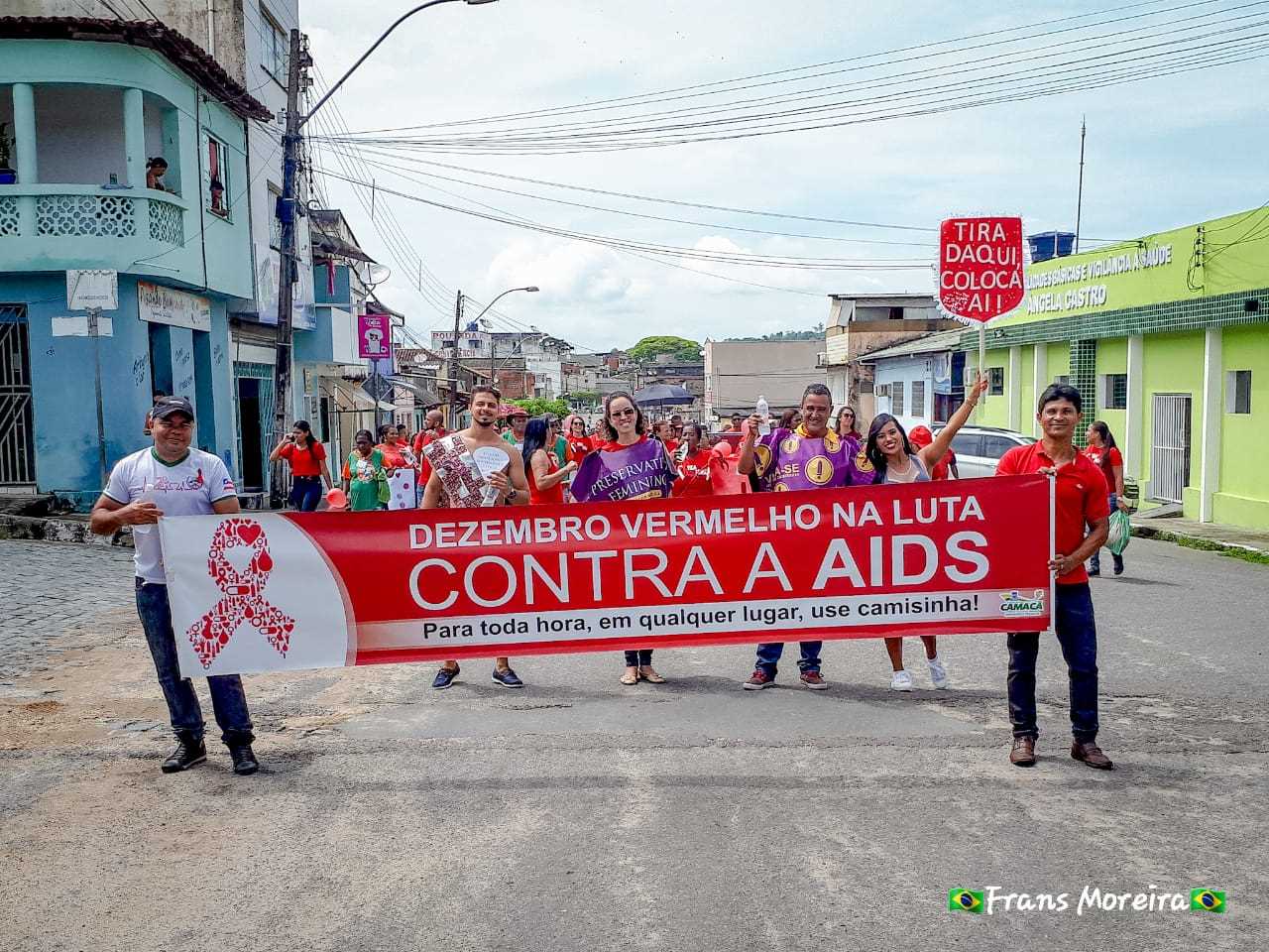 Caminhada do dezembro vermelho